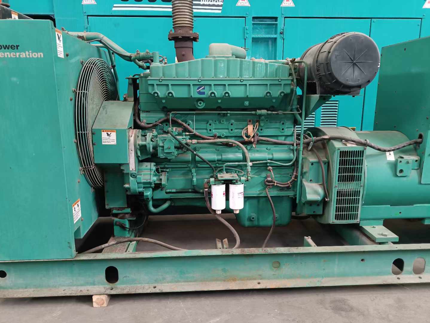 南丹过载会对 600kW 柴油发电机组造成哪些损害？