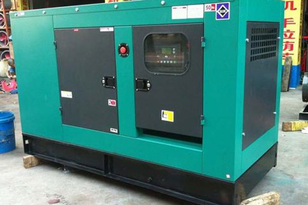 南丹如何检查机油的使用时间？