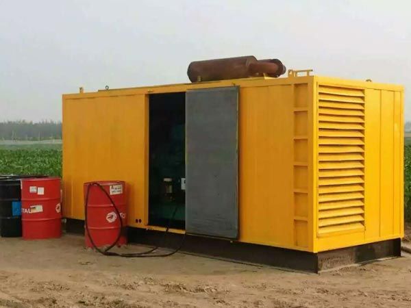 南丹安装新的水冷式机油散热器密封件有哪些注意事项？